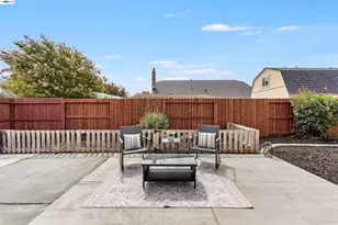 1618 Paseo Flores Dr, Suisun City, CA 94585 - Photo 36