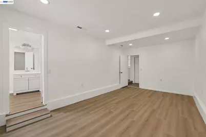 15890 Via Pinale, San Lorenzo, CA 94580 - Photo 20