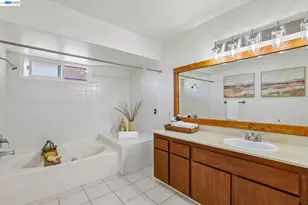 2121 Vale Rd, San Pablo, CA 94806 - Photo 30