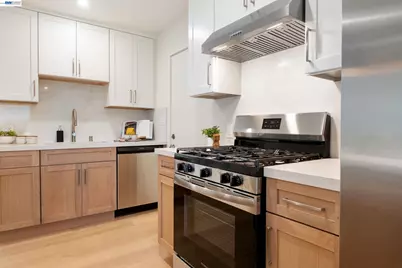 138 18th St, Richmond, CA 94804 - Photo 14