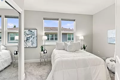 115 Maidenhair Ter, Sunnyvale, CA 94086 - Photo 18