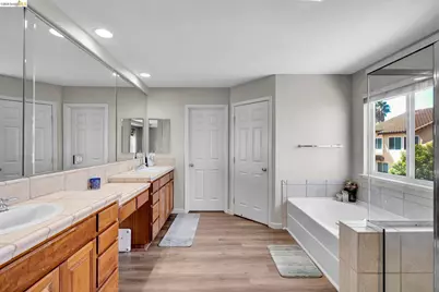 2340 Cambridge Dr, Discovery Bay, CA 94505 - Photo 10