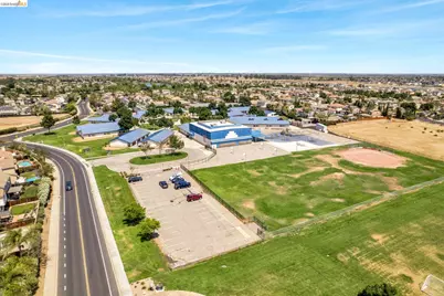 2340 Cambridge Dr, Discovery Bay, CA 94505 - Photo 24