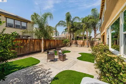 2584 Remy Javier Ct, Tracy, CA 95377 - Photo 38