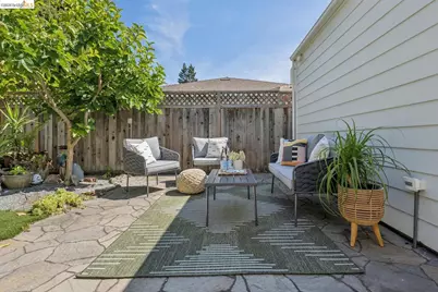 833 Rodney Dr, San Leandro, CA 94577 - Photo 84