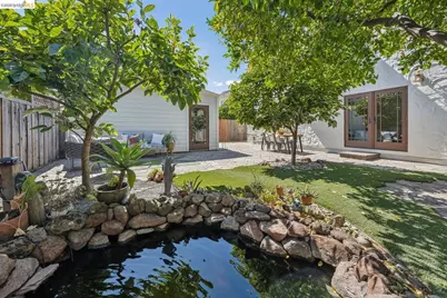 833 Rodney Dr, San Leandro, CA 94577 - Photo 94