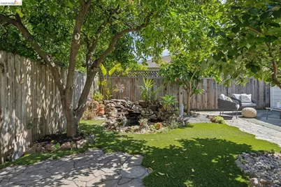 833 Rodney Dr, San Leandro, CA 94577 - Photo 78
