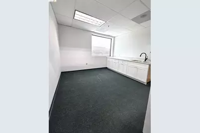 29300 Kohoutek Way, #140, Union City, CA 94587 - Photo 8