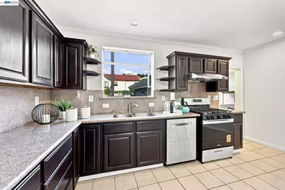 2241 Kelly St, Hayward, CA 94541 - Photo 18