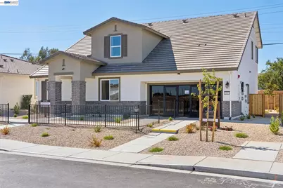658 West Cliff St, Oakley, CA 94561 - Photo 2