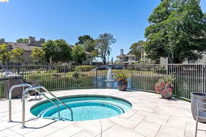 124 Lakeshore Ct, Richmond, CA 94804 - Photo 34