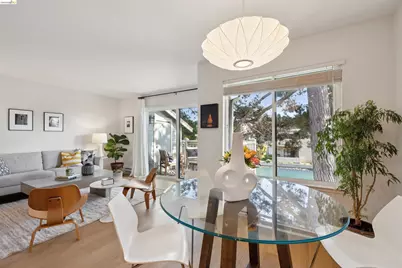 124 Lakeshore Ct, Richmond, CA 94804 - Photo 12
