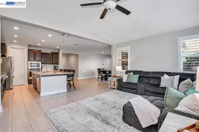 4609 Margaret Adele Ln, Tracy, CA 95377 - Photo 8