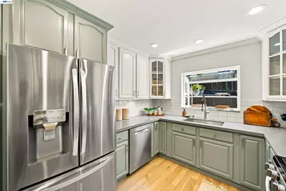 824 Santa Ray Ave., Oakland, CA 94610 - Photo 16