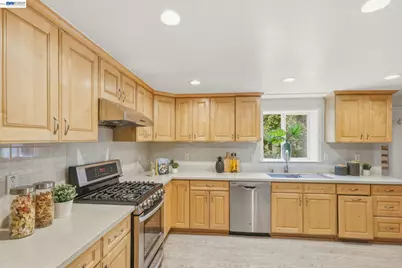 147 San Benito Ave, San Bruno, CA 94066 - Photo 12