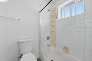 2562 60th Ave, Oakland, CA 94605 - Photo 28