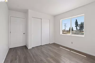 2562 60th Ave, Oakland, CA 94605 - Photo 30