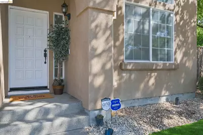 1937 Paradise Peak Ct, Antioch, CA 94531 - Photo 4