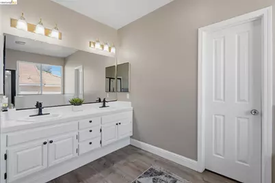 1937 Paradise Peak Ct, Antioch, CA 94531 - Photo 30