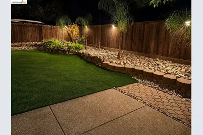 1937 Paradise Peak Ct, Antioch, CA 94531 - Photo 38