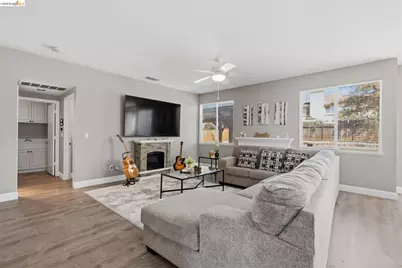 1937 Paradise Peak Ct, Antioch, CA 94531 - Photo 14