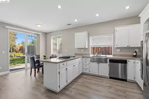 1937 Paradise Peak Ct, Antioch, CA 94531 - Photo 8