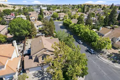 1937 Paradise Peak Ct, Antioch, CA 94531 - Photo 44