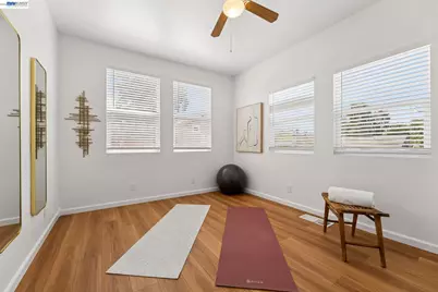 753 55th St, Oakland, CA 94609 - Photo 44