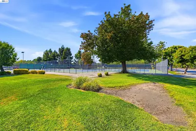 450 Cascadita Ter, Milpitas, CA 95035 - Photo 32