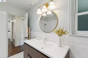 433 Kitty Hawk Rd, Alameda, CA 94501 - Photo 22