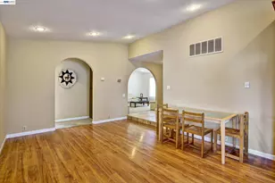 2511 Mistletoe Dr, Hayward, CA 94545 - Photo 6