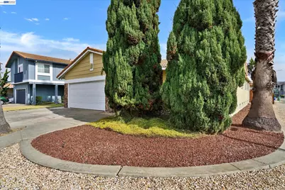 2511 Mistletoe Dr, Hayward, CA 94545 - Photo 2
