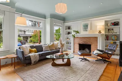 6434 Regent St, Oakland, CA 94618 - Photo 6