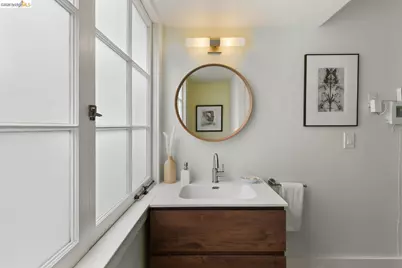 6434 Regent St, Oakland, CA 94618 - Photo 24