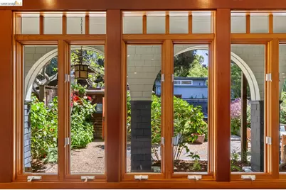 6434 Regent St, Oakland, CA 94618 - Photo 20