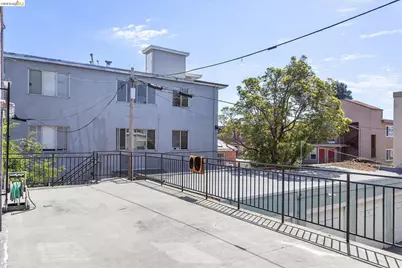 2360 Ellsworth St, Berkeley, CA 94704 - Photo 8