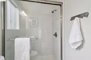 3060 Dakota St, Oakland, CA 94602 - Photo 24