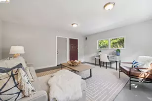 3060 Dakota St, Oakland, CA 94602 - Photo 32