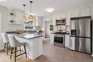 3060 Dakota St, Oakland, CA 94602 - Photo 16