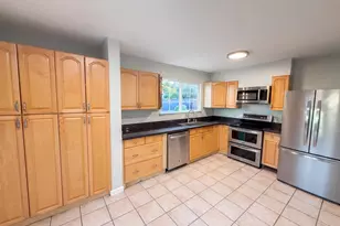 112 Aster Ct, Hercules, CA 94547 - Photo 2
