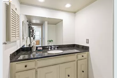 1235 Larch Ave, Moraga, CA 94556 - Photo 38