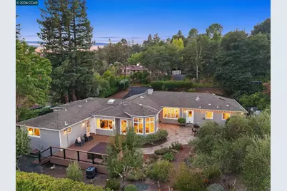 10 Hillcrest Dr, Orinda, CA 94563 - Photo 48