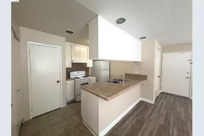 1900 San Jose Dr, Antioch, CA 94509 - Photo 6