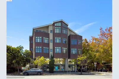 2628 Telegraph Ave #303, Berkeley, CA 94704 - Photo 2