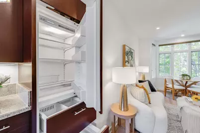 2628 Telegraph Ave #303, Berkeley, CA 94704 - Photo 12