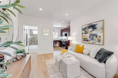 2628 Telegraph Ave #303, Berkeley, CA 94704 - Photo 8