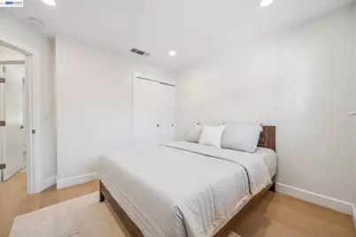 1764 3rd Avenue, Walnut Creek, CA 94597 - Photo 28