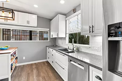 2620 Fordham St, East Palo Alto, CA 94303 - Photo 8