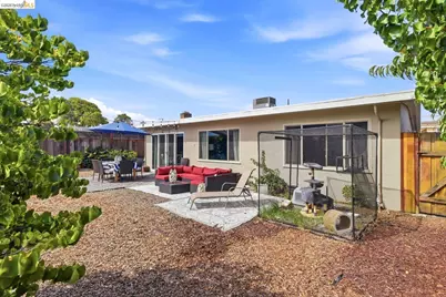 2620 Fordham St, East Palo Alto, CA 94303 - Photo 2