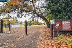 1300 Walden Rd, Walnut Creek, CA 94597 - Photo 24